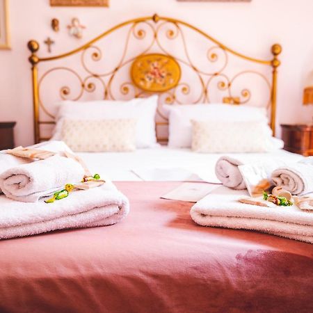 Bed and Breakfast Casa Tonina Carloforte  Zewnętrze zdjęcie