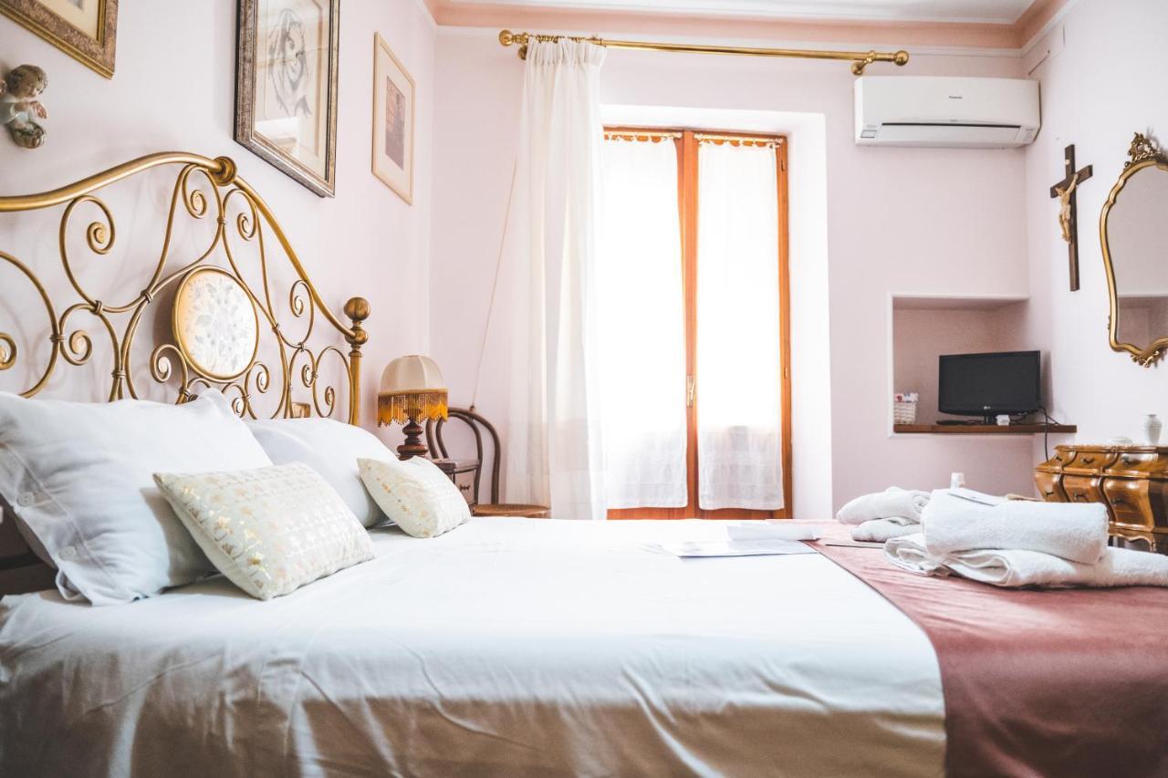 Bed and Breakfast Casa Tonina Carloforte  Zewnętrze zdjęcie