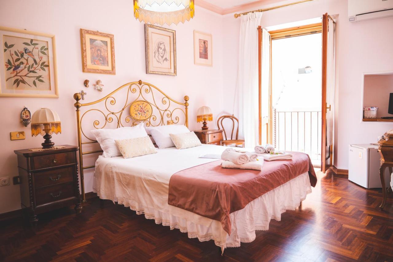 Bed and Breakfast Casa Tonina Carloforte  Zewnętrze zdjęcie