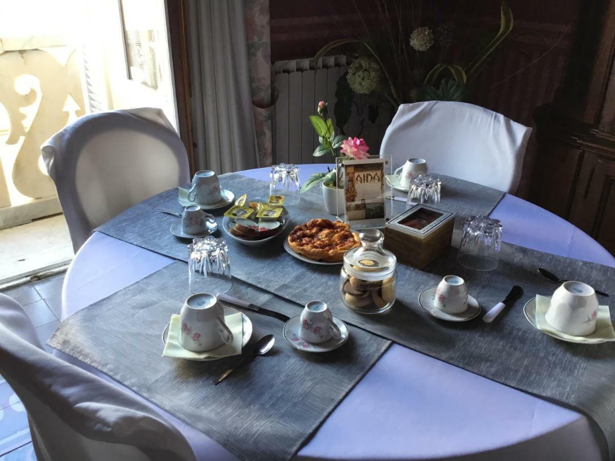 Bed and Breakfast Casa Tonina Carloforte  Zewnętrze zdjęcie